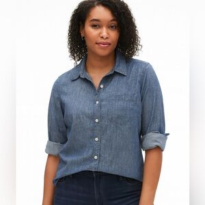 GAP XS Chambray Dot Button Down Casual Shirt